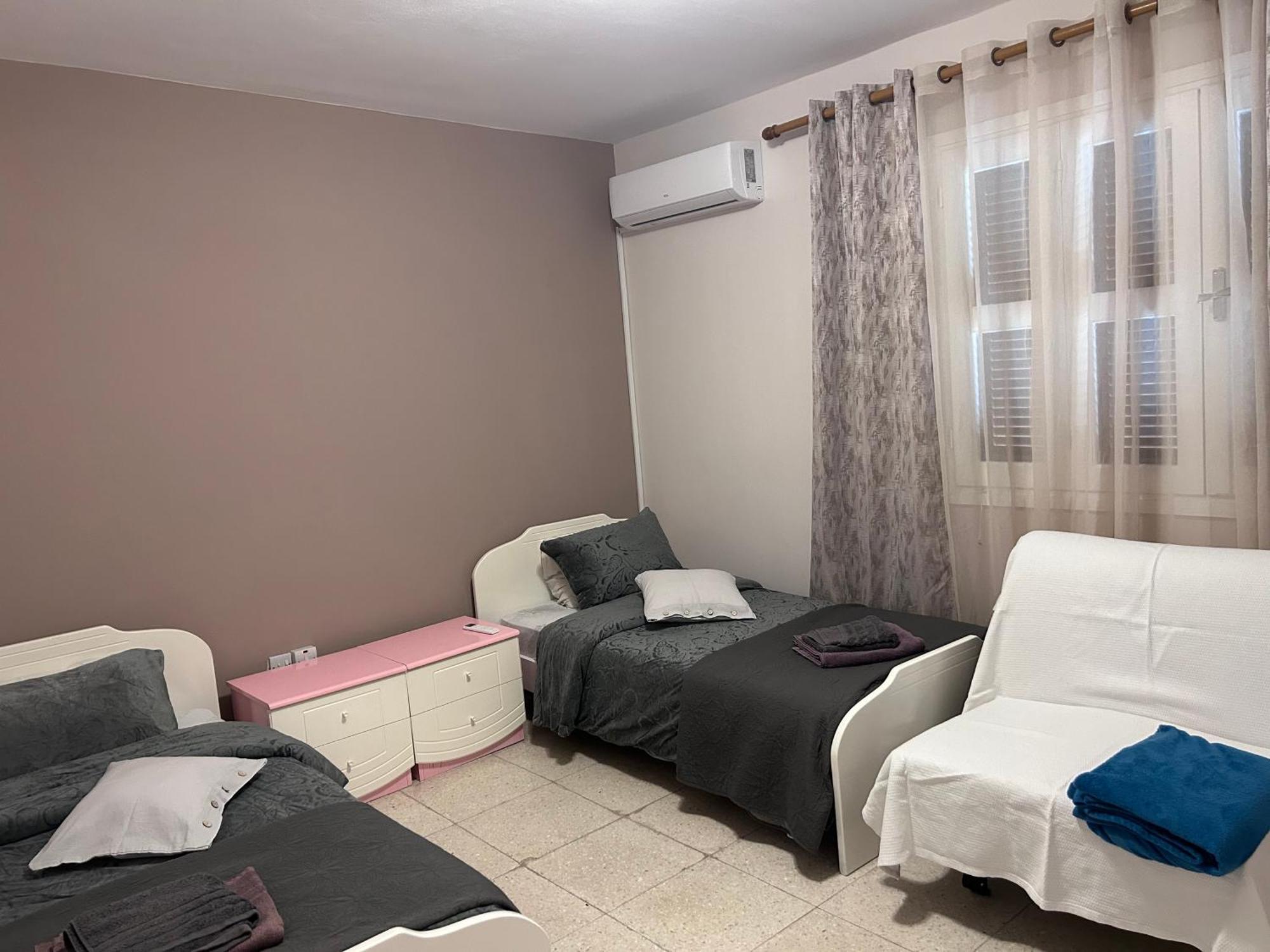Ptolemaidos Cosy Family Apartment Ларнака Екстер'єр фото