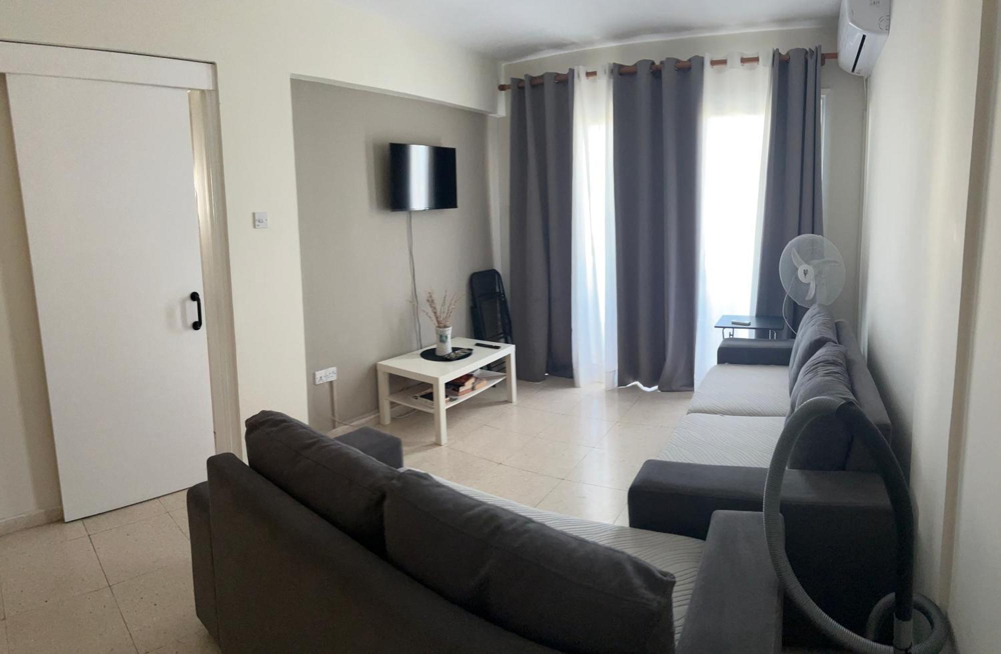 Ptolemaidos Cosy Family Apartment Ларнака Екстер'єр фото